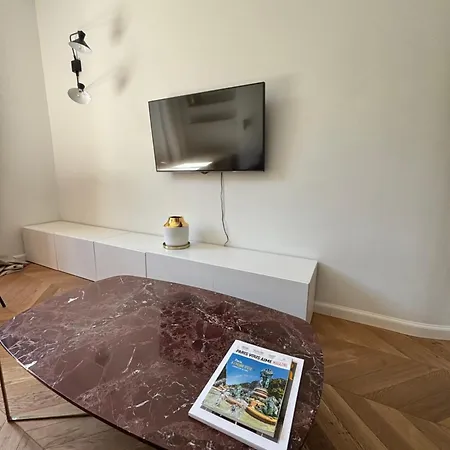 Tronchet 1g Apartament