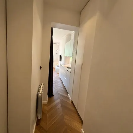 Apartment Tronchet 1g