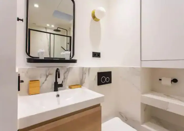 Tronchet 1g 아파트 *