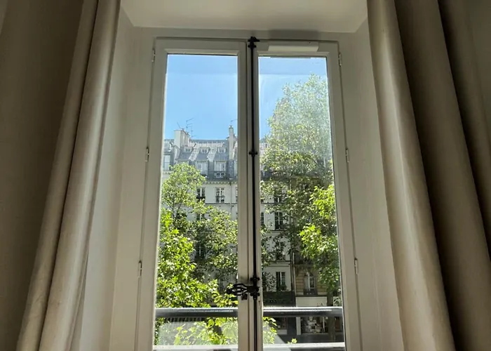 Tronchet 1g 아파트 파리